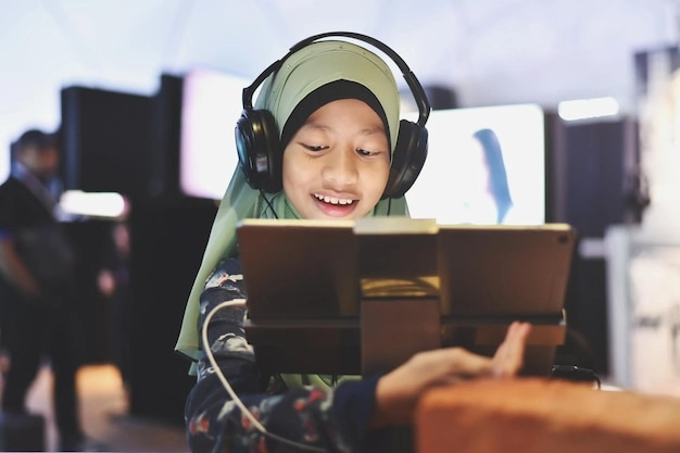 Sekolah Esport FF dengan Fasilitas Terbaik untuk Pemain Profesional