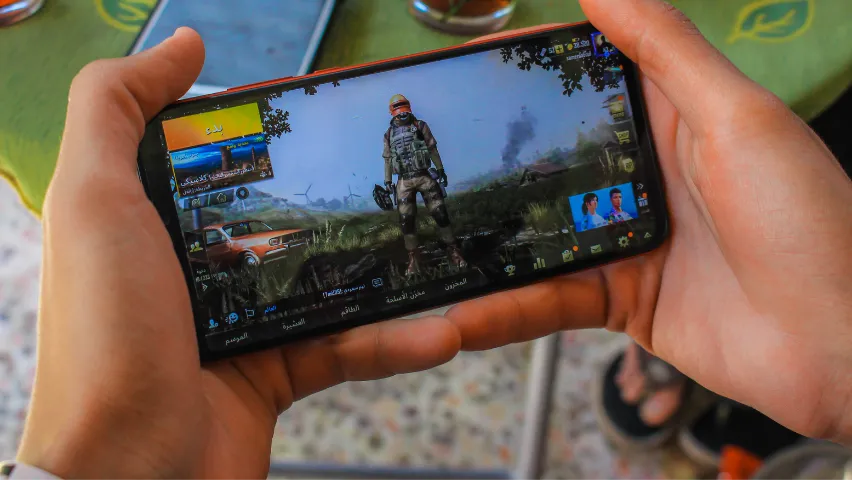 HP yang cocok untuk game berat dan harganya terbaru Mei 2025 2 Rekomendasi HP gaming spek tinggi harga terjangkau Mei 2025.