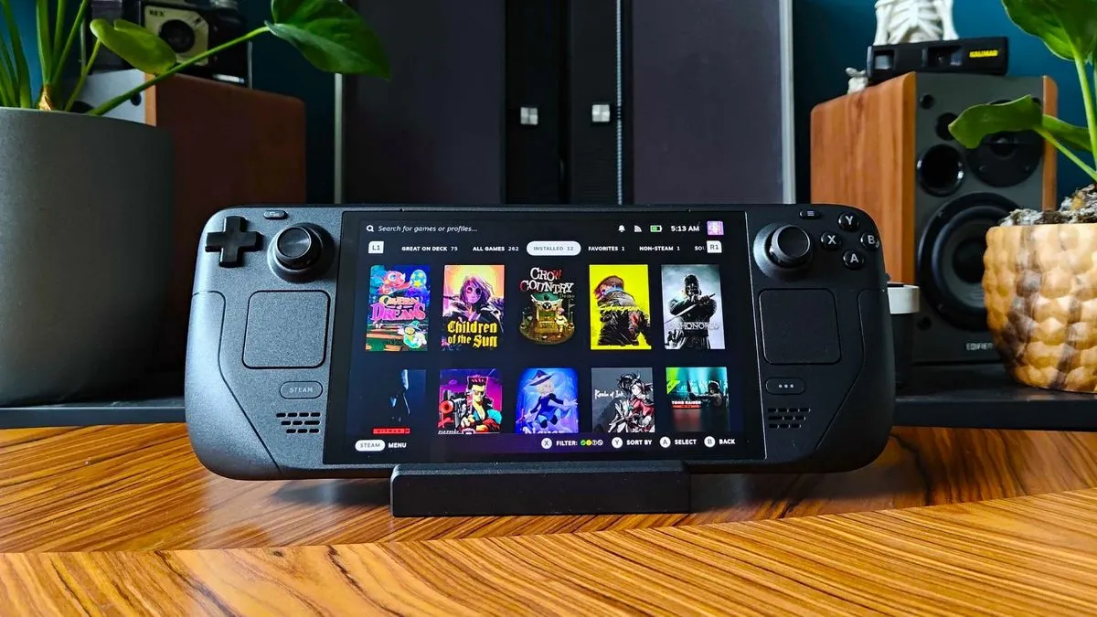 Handheld Gaming PC TERBAIK 2024/2025, Pilih Mana? 2 Perangkat Gaming Portable Terbaik 2025, Mana Favoritmu?