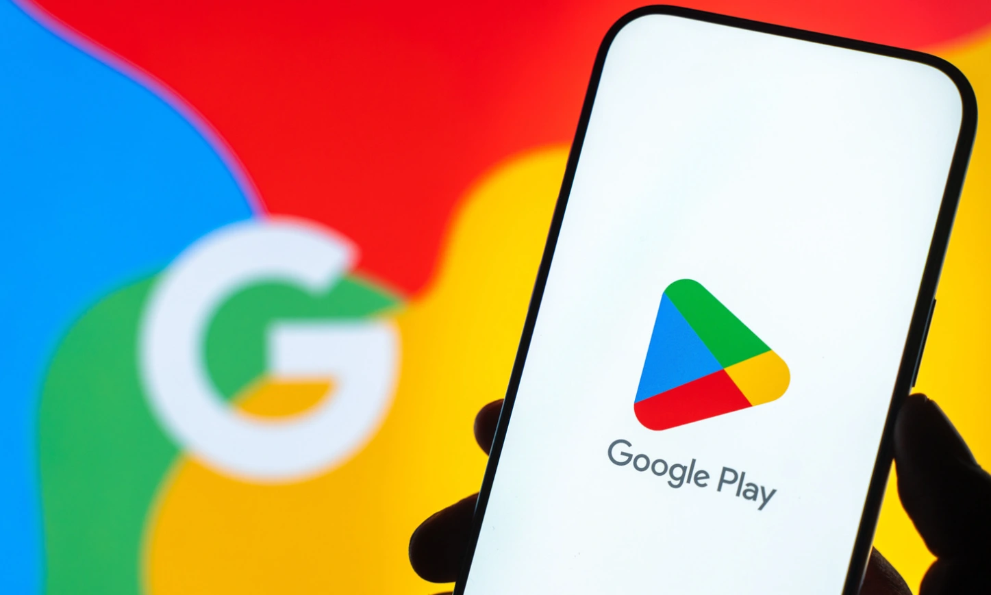 Analisis Pendapatan: Visualisasi skema bagi hasil Google Play 2026 dan top grossing game Honor of Kings yang meraup 225 juta dolar. Foto: Reuters/Getty